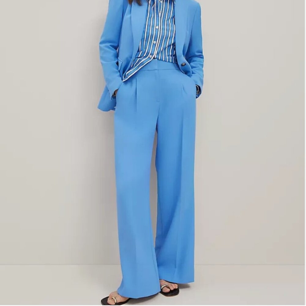 Ann Taylor The Wide-Leg Pant in Fluid Crepe, Maritime Blue, size 4